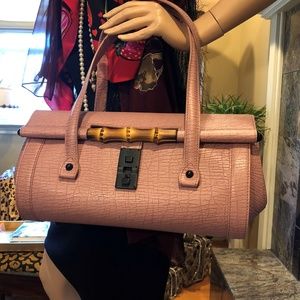 💕HOST PICK💕NWT GUCCI BARREL BAG